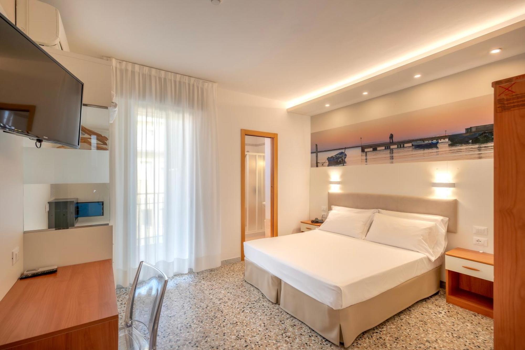 Hotel Atenea Golden Star Caorle Zewnętrze zdjęcie